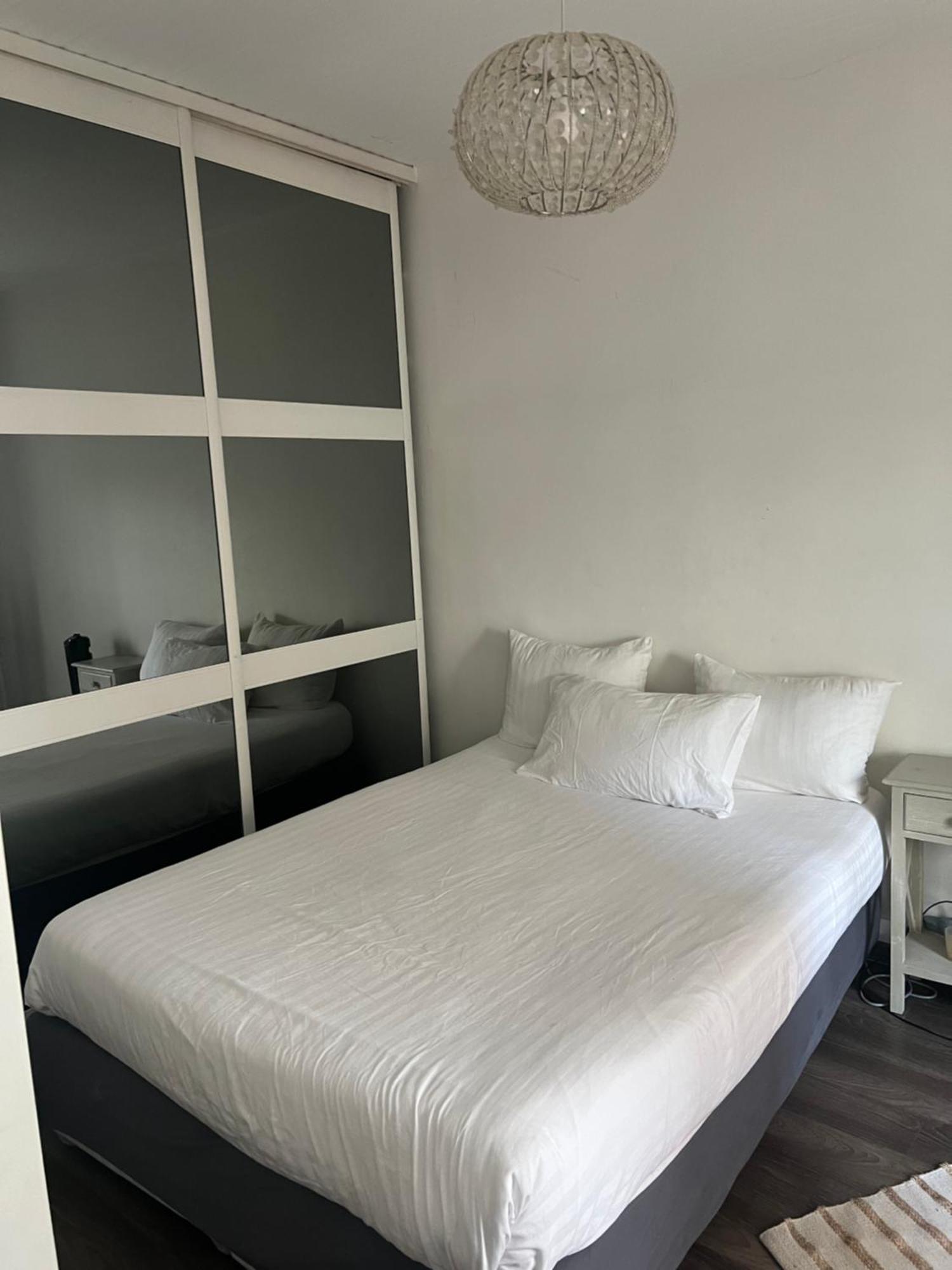 Le Petit Nid Urbain Apartment Levallois-Perret Ngoại thất bức ảnh